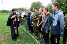 Казаки Екатеринодарского отдела померились силой в честь праздничной годовщины